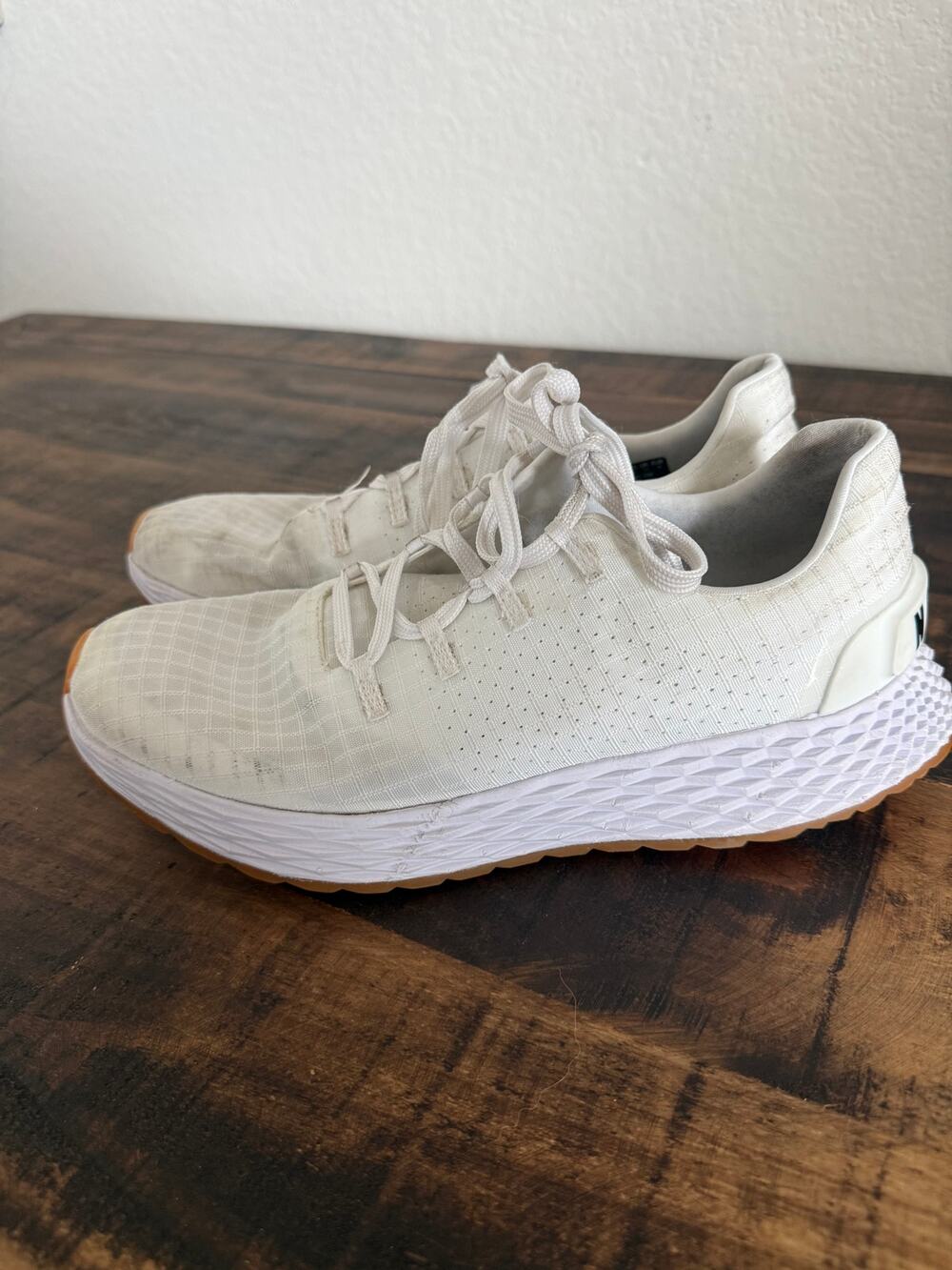 Nobull Women’s Running Training Shoes White Gum Sole Size 8